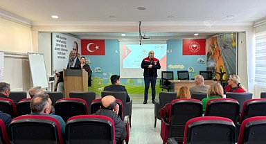 Çiğ Süt ve Sözleşmeli Üretim Konusunda Bilgilendirme Toplantısı Yapıldı