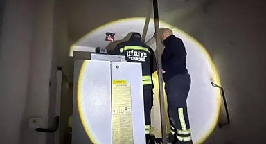 Çorlu'da elektrik kesintisinde asansörde mahsur kalanları itfaiye kurtardı