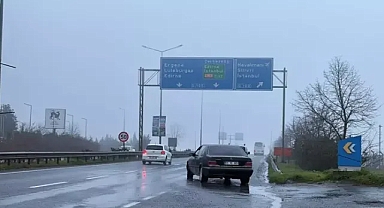 Çorlu’da yağmur ve sis etkili oldu