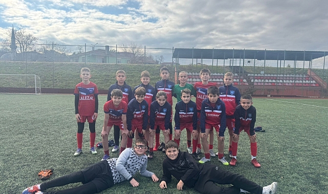 Edirne Birlik Spor U-12 Takımı Edirne Cup'ta Namağlup Şampiyon Oldu