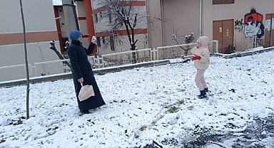 Edirne'de Kar Sevinci Sokaklara Taştı