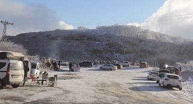 Istrancalar Kar Yağışıyla Yine Vatandaşların İlgi Odağı Oldu