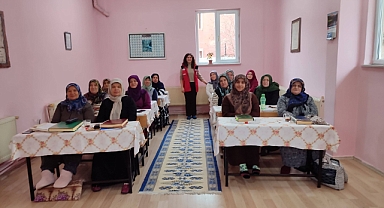 Kırklareli’nde Kur’an Kursu Katılımcılarına Erken Evlilik Uyarısı
