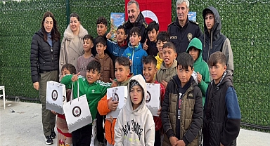 Narkotik olaylarla anılan Kore Mahallesi’nde çocuklar, geçici polis merkezinde ağırlandı