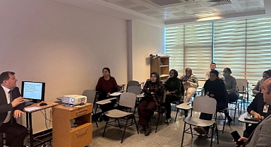 Pınarhisar Devlet Hastanesinde Tıbbi Sekreterlere İletişim ve Hasta Hakları Eğitimi