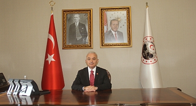 Vali Turan'dan Basın Emekçilerine Anlamlı Kutlama