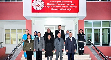 Vali Uğur Turan ve Eşi Nihal Turan'dan Huzurevine Anlamlı Ziyaret