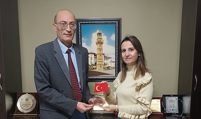 Vize'de Başarılı Eğitimcilere Anlamlı Plaket Töreni