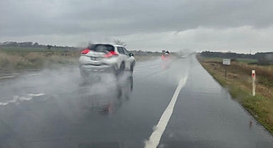 Yağışlı Yoldaki Tehlike: Takip Mesafesi Hayat Kurtarır