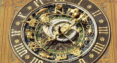 19 Şubat 2026 Perşembe Günlük Burç Yorumları: Sürpriz Gelişmeler!