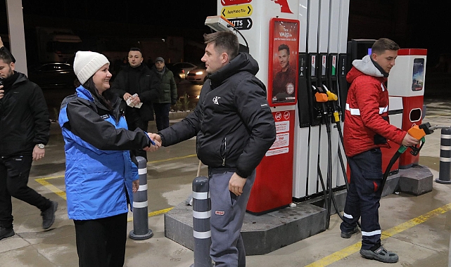 Başkan Filiz Gencan Berat Kandili'nde Edirne Sokaklarındaydı