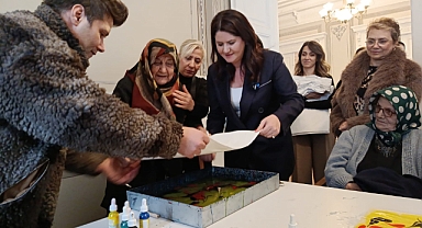 Başkan Gencan Konak Edirne'de Kadınlarla Sanat ve Gönül Buluşmasında