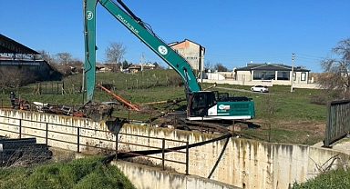 Dere Yatağında Taşkın Riskine Karşı Kritik Müdahale