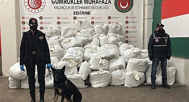 Kapıkule'de 914 kilo esrar ele geçirildi