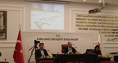 Kırklareli Belediye Meclisi’nde Tatil Tartışması