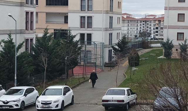 Kırklareli'nde Fırtına Hayatı Olumsuz Etkiledi