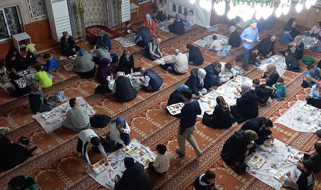 Kırklareli’nde Ramazan Bereketi: Geleneksel İftar Sofraları 7. Kez Kuruluyor