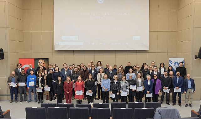 Kırklareli Üniversitesi'nde Yapay Zekâ Destekli Eğitim Projesi Tamamlandı