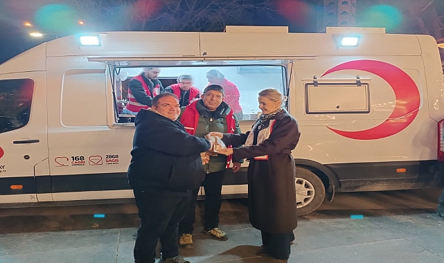 Kızılay'dan Selimiye'nin Gölgesinde Ramazan İkramı