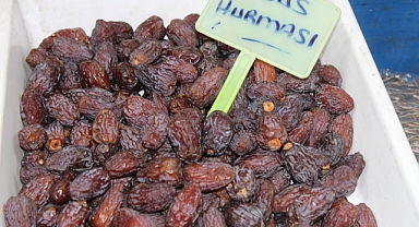 Kudüs Hurması Nedir? Faydaları ve Özellikleriyle Dikkat Çekiyor