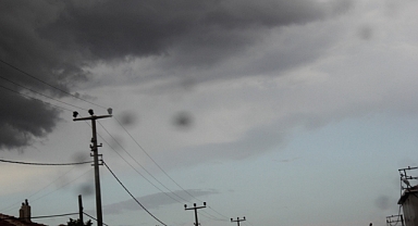 Trakya'da Pus ve Sis Etkisini Gösteriyor