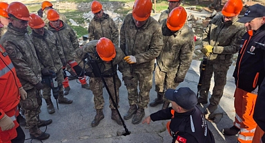 TSK'dan Afetlere Hazırlık Hamlesi: Orta Seviye Arama Kurtarma Eğitimi