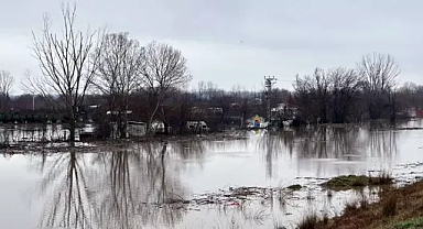Turuncu alarm verilen Meriç Nehri’nde debi düşüşe geçti