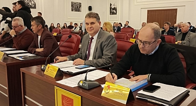 CHP'li Vecdi Yüce'den Belediye Meclisinde Altyapı Projesi Soruları