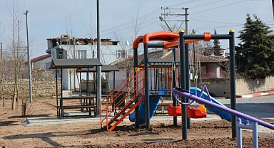 Kavaklı Çarşı Mahallesi'ne Yeni Çocuk Oyun Parkı