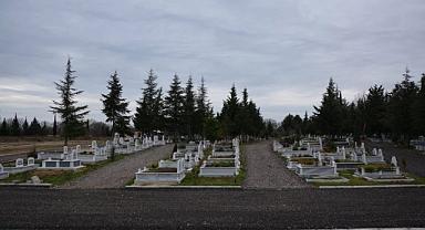 Kavaklı Mezarlığı Yenilendi: Kapsamlı Çalışmalar Tamamlandı