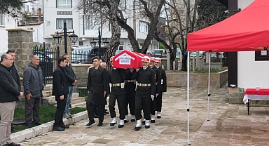 Kıbrıs Gazisi, askeri törenle son yolculuğuna uğurlandı