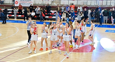 Kırklareli Belediyesi FBO Kadın Basketbol Takımı'ndan Farklı Galibiyet