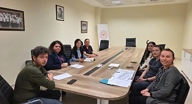 Kırklareli Eğitim ve Araştırma Hastanesi Anne Dostu Hastane Komisyonu Yılın İlk Toplantısını Yaptı