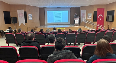 Kırklareli Eğitim ve Araştırma Hastanesi’nde Sağlık Çalışanlarına Mesleki Sorumluluk Eğitimi