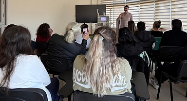 Kırklareli Eğitim ve Araştırma Hastanesi'nde Yoğun Bakım Personeline Kritik Eğitim