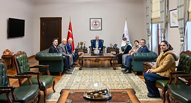 Kırklareli Huzurevi Sakinlerinden Vali Uğur Turan'a Ziyaret