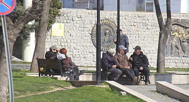 Kırklareli’nde Güneş Ara Ara Yüzünü Gösteriyor