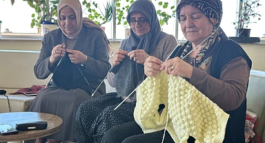 Kırklareli'nde Hasta Yakınlarına Moral Veren Örgü Kursu