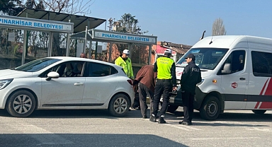 Trafik Kontrolleri Sırasında Küçük Bir Kaza