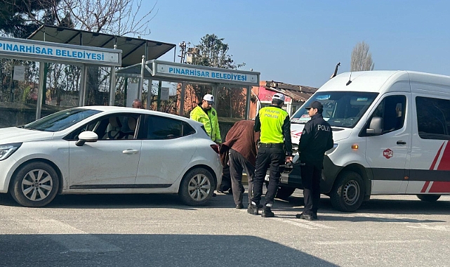 Trafik Kontrolleri Sırasında Küçük Bir Kaza