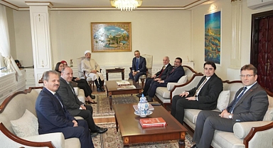 Trakya'da Dikkat Çeken Buluşma: Uğur Turan Edirne Valiliği'ni Ziyaret Etti