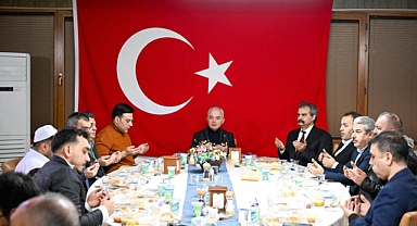 Valisi Uğur Turan, Kahramanmaraşlılar Derneği İftarında Vatandaşlarla Buluştu