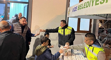 Vize’de Kadir Gecesi’ne Özel Kandil Simidi İkramı