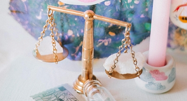 16 Nisan 2026 Perşembe Burç Yorumları: Bugün Sizi Neler Bekliyor?