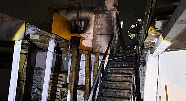 Çorlu'da müstakil evin terasında yangın