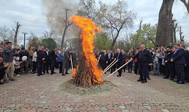 Edirne'de Nevruz Coşkusu Renkli Görüntülere Sahne Oldu