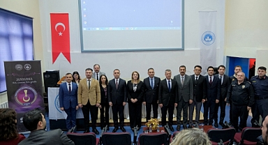 Gençleri Hedef Alan Tehlike: Babaeski'de Farkındalık Paneli