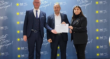 İYİ Parti Kırklareli Teşkilatı'nda Mazbata Töreni