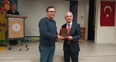 Kırklareli'de Özgün Tiran'a Anlamlı Plaket