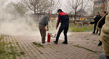 Lüleburgaz'da Huzurevinde Uygulamalı Yangın Eğitimi